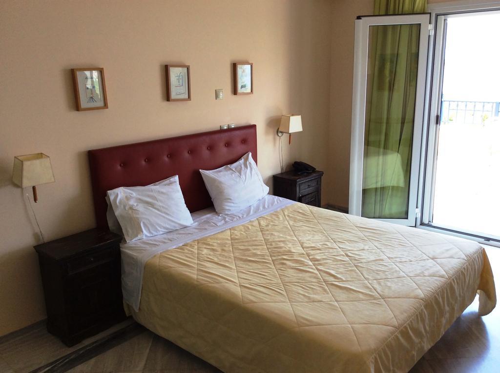 Angelica Villas Hotel Apartments Epidaurus Room photo